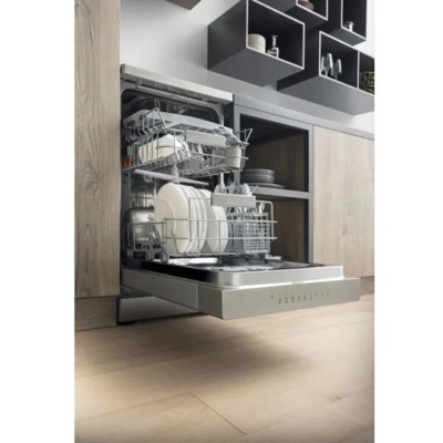 Hotpoint-Ariston HSFO 3T223 WC X- фото2